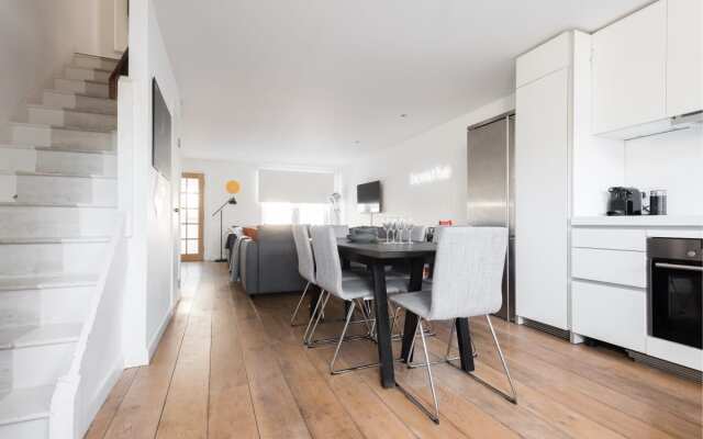 The Jericho Escape - Comfortable & Modern 4BDR in Jericho