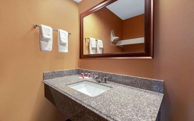 Rosewood Inn and Suites