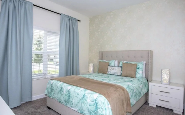 4830rc - Storey Lake 5 Bedroom Townhouse