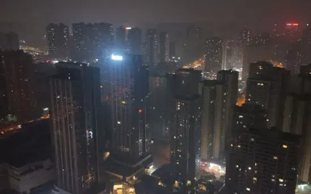 IU Hotel (West Railway Station Xinqiao Hospital)