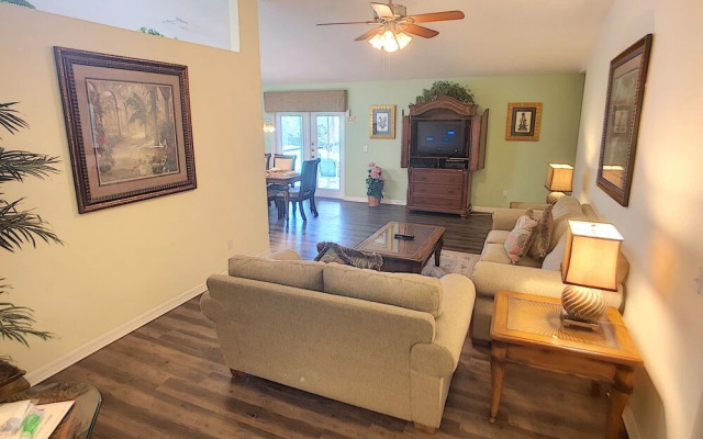 Rocco's Retreat Villa