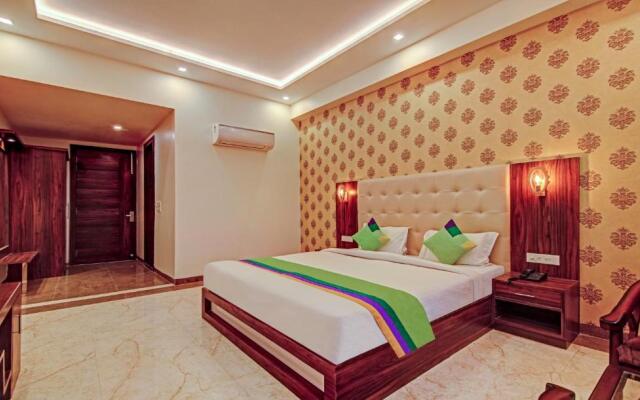 SG Grand by Treebo Hotels