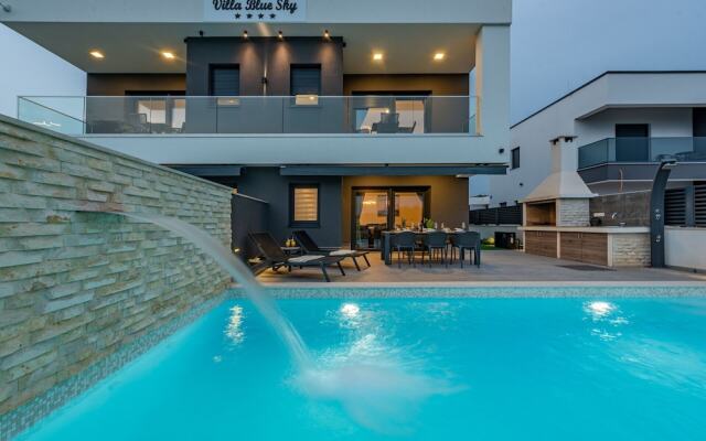 Villa Blue Sky