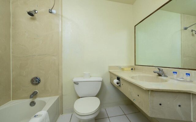 Travelodge by Wyndham Winter Haven
