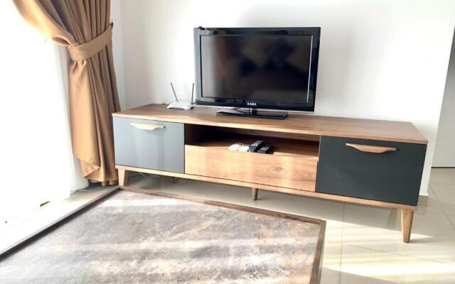 Luxury Two-Bedroom Apartment in amazing place Lukomorye E5