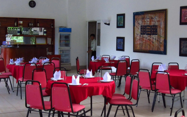 Sai Gon Phong Nha Hotel