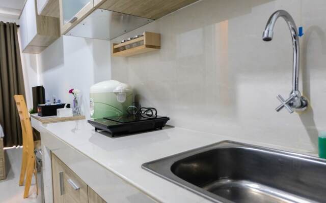 Elegant Studio Apartment at Springwood Residence