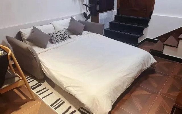 Shanghai Hills& Well-time MCM Family B&B
