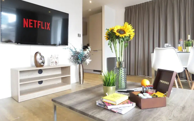 Tudors eSuite Grand Central Aparthotel