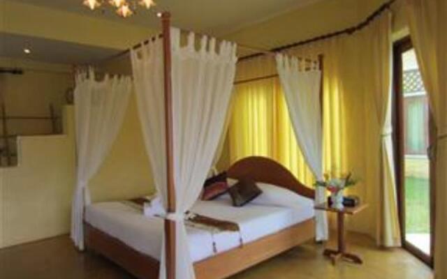 Maethaneedol Khao kor Resort
