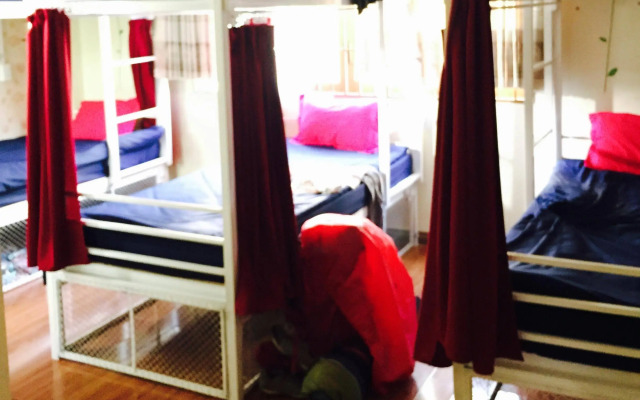 Mr Peace Backpackers House