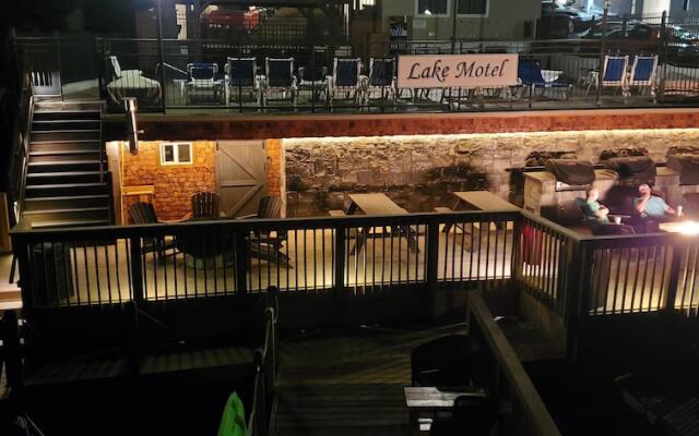 The Lake Motel