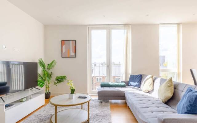 Radiant 1BD Retreat, North Maida Vale!