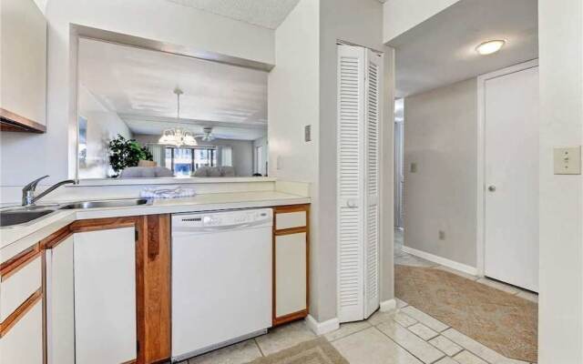 Sea Place 14158