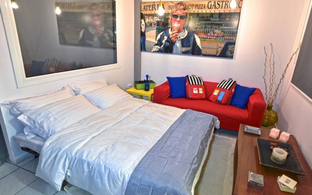 Contemporary studio in the heart of Athens