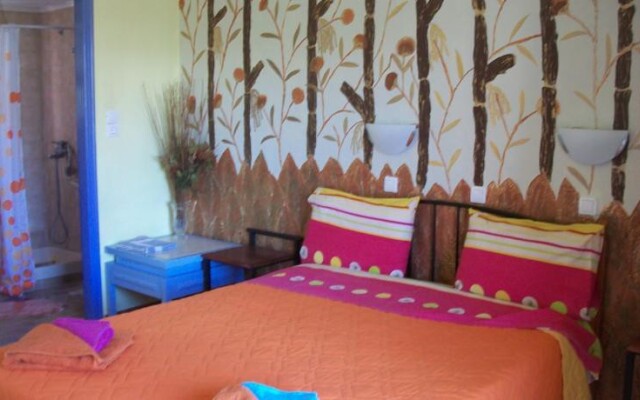 Efi Studios & Apartments