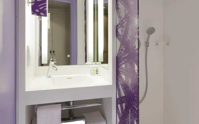 Отель Mercure Paris Centre Tour Eiffel 