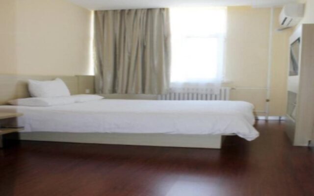 Hanting Hotel Yining Shanghai Town