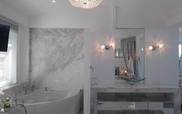 Dion Suite And Spa In Zakynthos