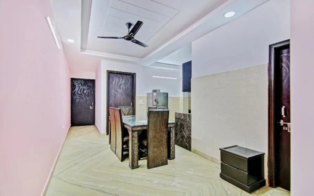 OYO Home 26468 Elegant Stay