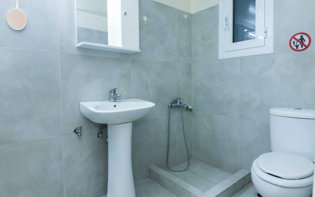 City Center Simple Apartment Stay