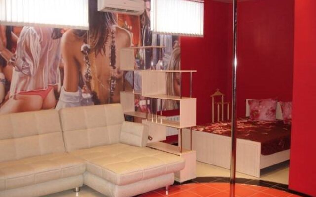 Voyage Hall Apartment