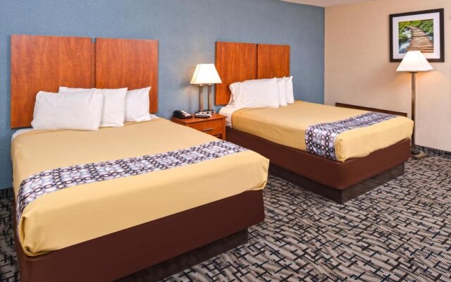 Americas Best Value Inn Putnam