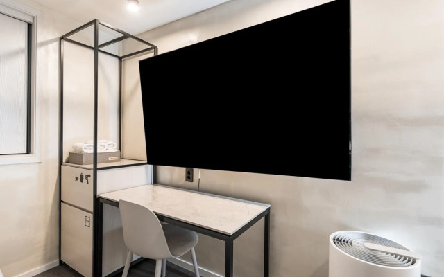 Seocho JS Hotel