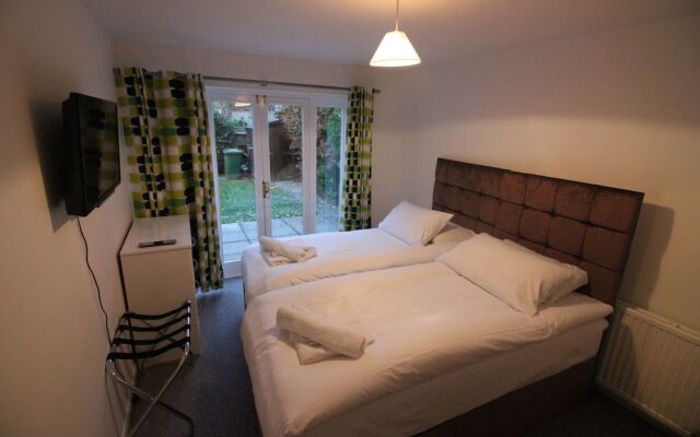 Cherry Hinton Rooms (SnooozzZ)