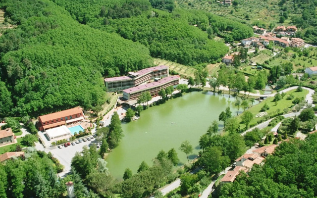 Hotel Lago Verde