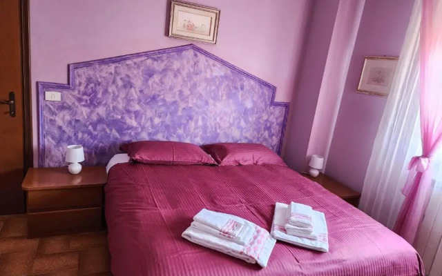 Gold B&B
