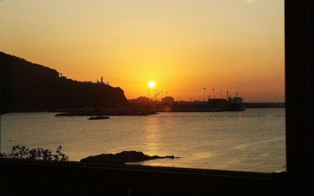 Aerang and Baebijang's House