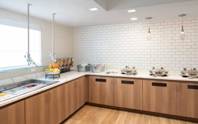 Residence Inn Las Vegas Convention Center by Marriott