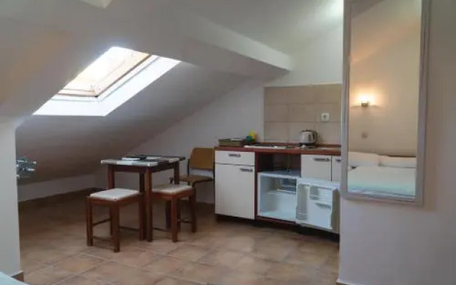 Ivona Apartments
