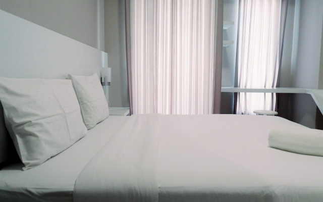 Studio Apartment Connected to Mall at Supermall Mansion