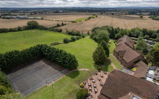 Stratford Manor Hotel