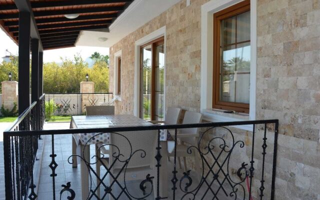 Stunning 4-bed Villa Konak Private & Pool