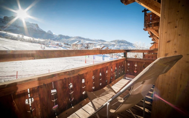 Montana Chalet Hotel