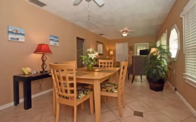 Paradise Cove at Lemon Bay