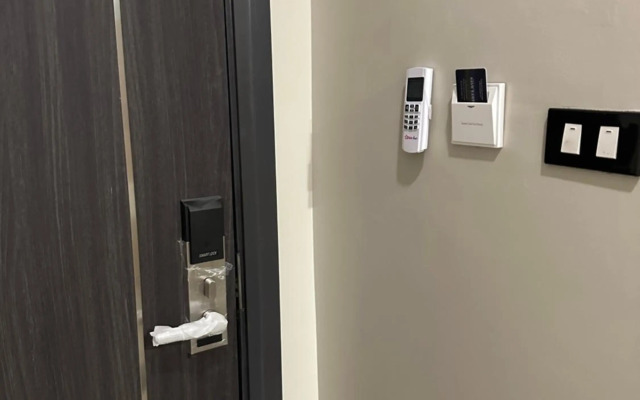 Maleez Lodge Hotel and Restaurant