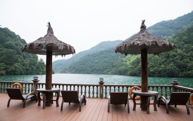 Floral Hotel Anji Shuyiquanzhen Valley