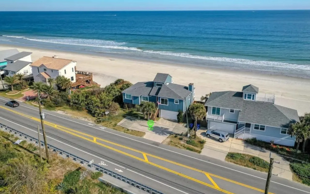 Oceanfront Blissful Sunrises Beach Gear BBQ