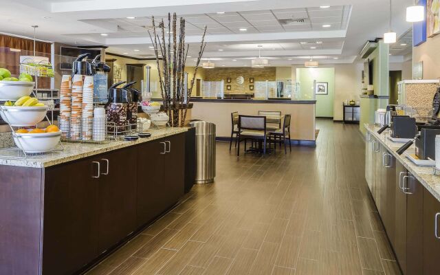 Comfort Inn & Suites Dothan East