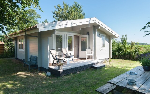 Modern Holiday Home With a South-west Facing Garden