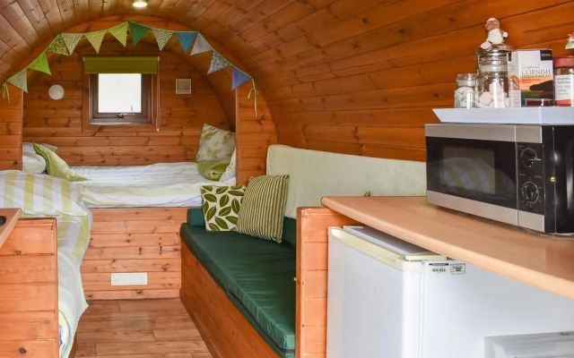 Rivendell Glamping Pod - UK11881