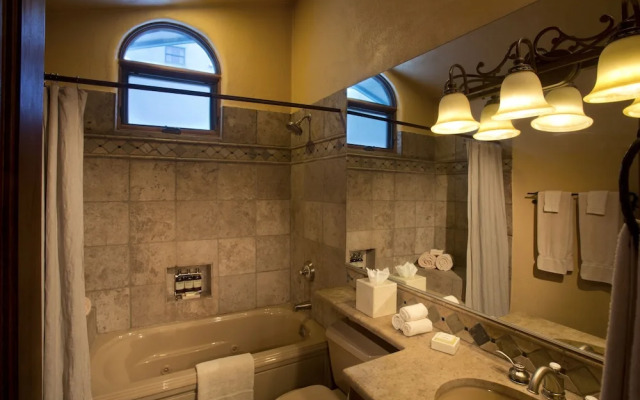 Alpine Village Suites