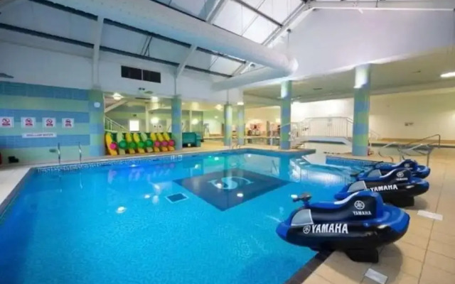 Meadows 33 Hot tub - Southview Holiday Park