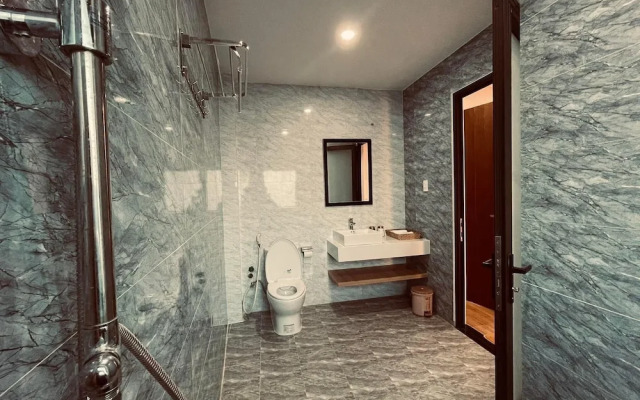 Le riverside Villa Hoi An by Hometown