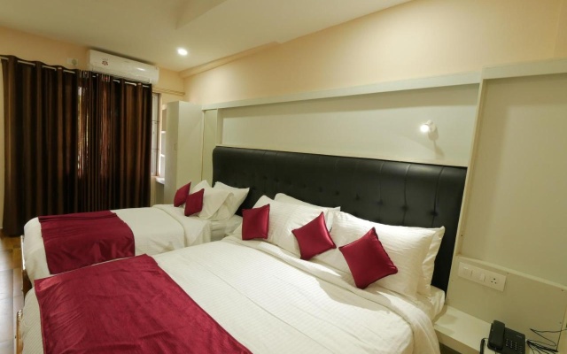 Hotel Wayanad Square