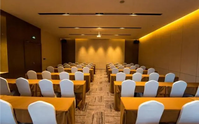 Echarm Plus Hotel Nanning East Station